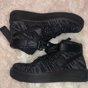 Oreo flyknit hightop Air Force 1s.
